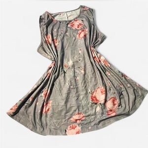 Floral Sleeveless Tunic Top, Gray with Pink Roses, Size 2XL (fits more like a L)